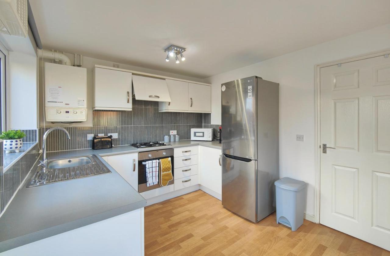 The Metcombe - Bright Townhouse With Free Parking 10 Minutes Walk To Coop Live Villa Manchester Luaran gambar